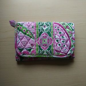 Vera bradley pinwheel pink trifold wallet